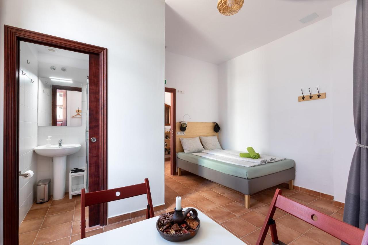 Tabaiba Guesthouse 3*