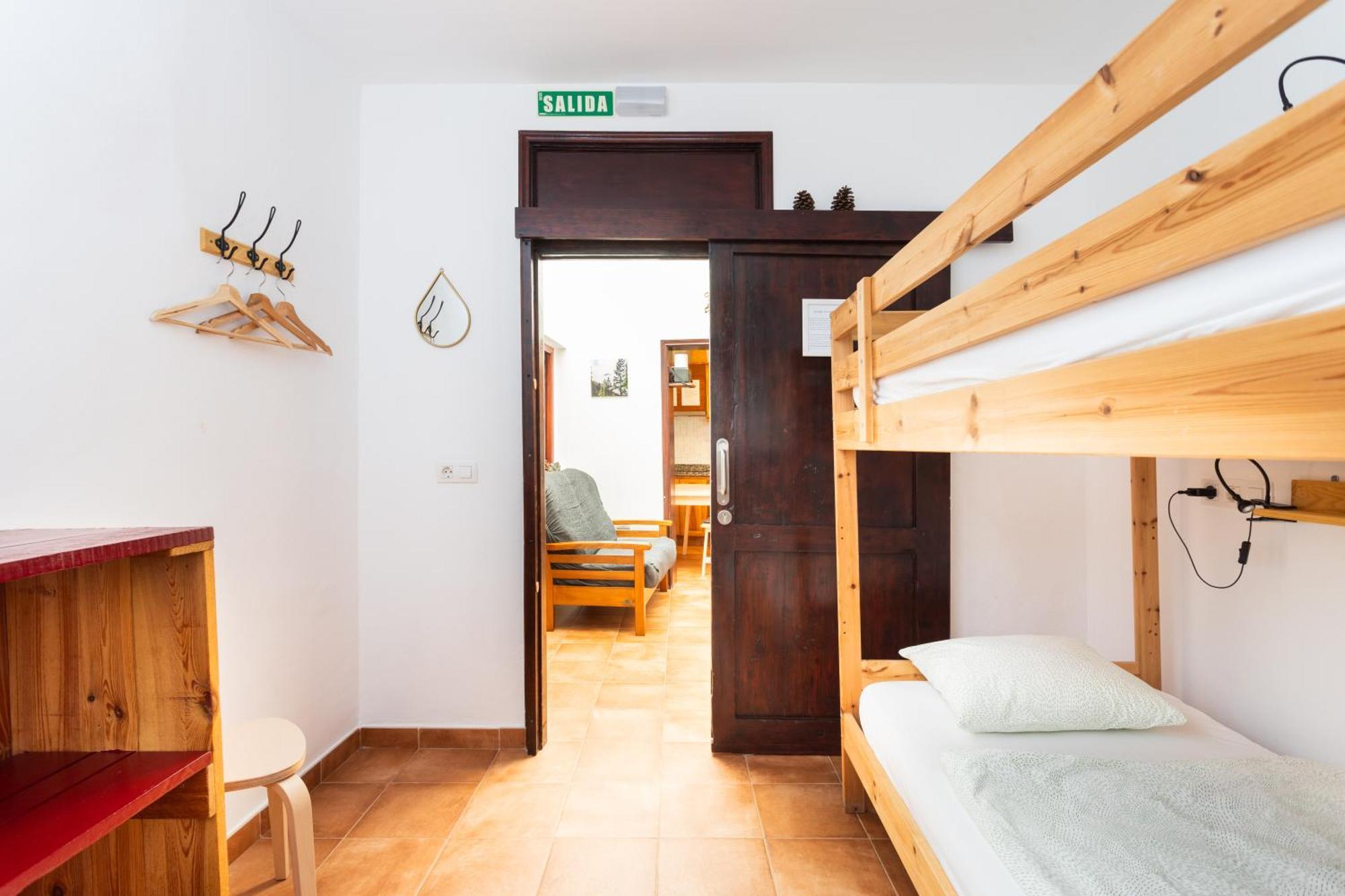 Bed & Breakfast Tenohomes Rustic House With Terrace & Nature Views Buenavista Del Norte