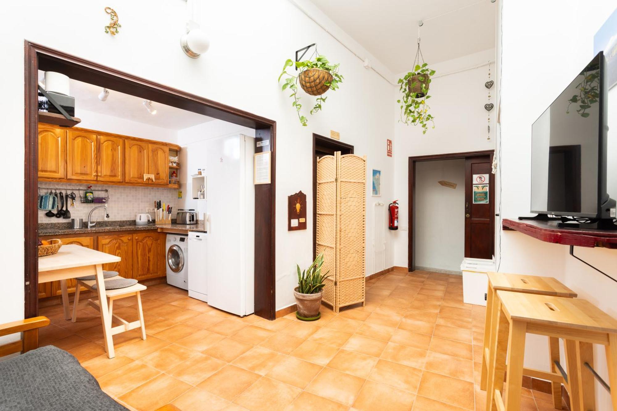 Tabaiba Guesthouse