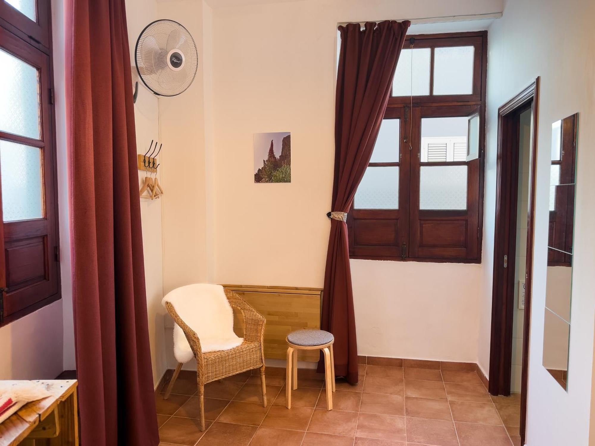 Bed & Breakfast Tenohomes Rustic House With Terrace & Nature Views Buenavista Del Norte
